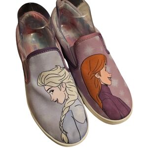 Ground Up Womens Disney Frozen Slip On Sneaker
